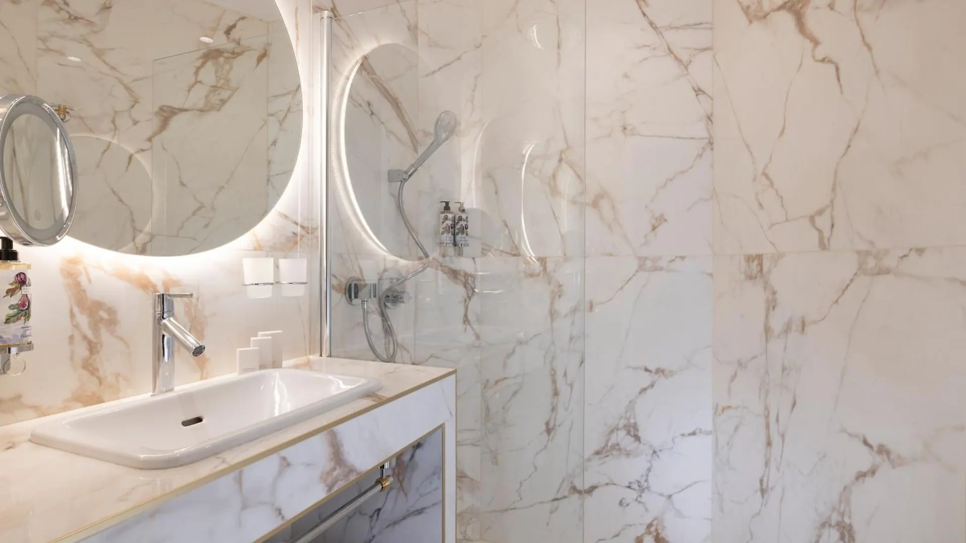 Hotel Kleber Paris & Spa 3*,